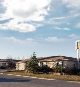 Bow River Inn 1